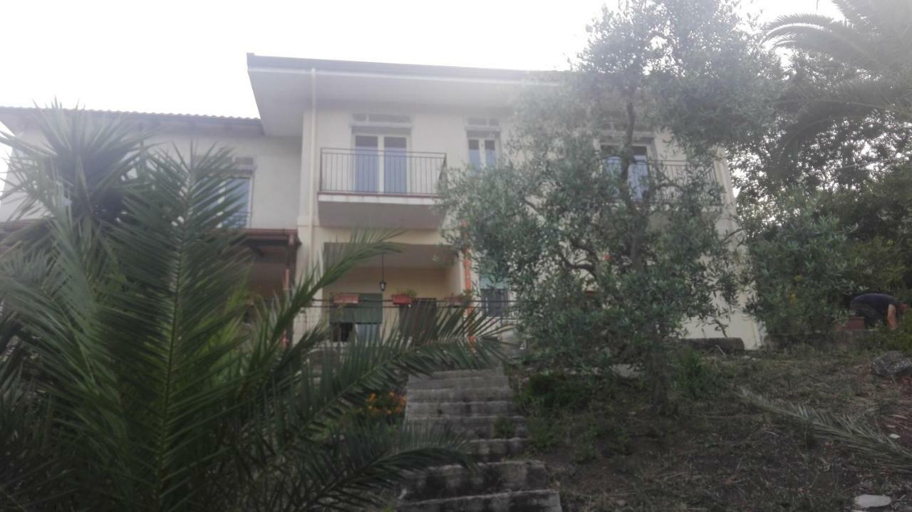 L'Opuntia Sul Lago Caccamo Eksteriør billede