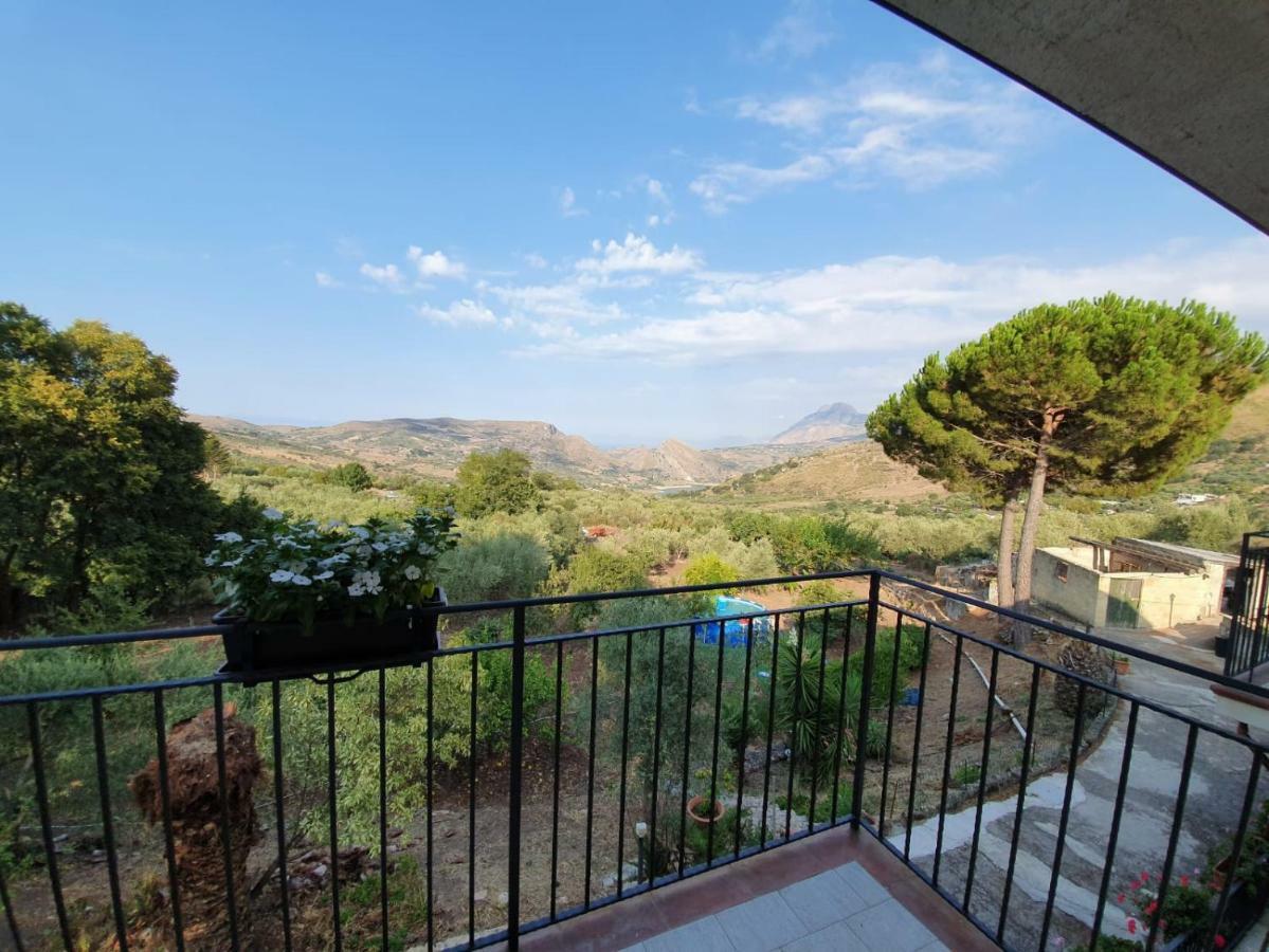 L'Opuntia Sul Lago Caccamo Eksteriør billede